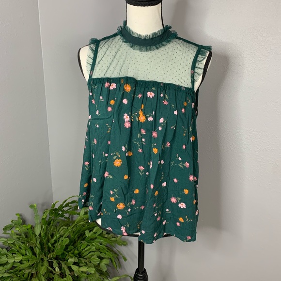 Arizona Jean Company Tops - Arizona large green floral mesh detail blouse EUC